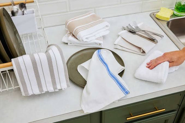Kitchen Linens &amp; Molds