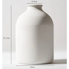 Matte Black Metal Vase for Dried Flowers and Modern Home Decor